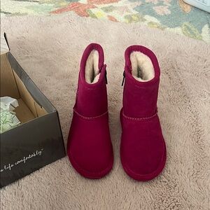 Bear Paw Emma toddler zipper